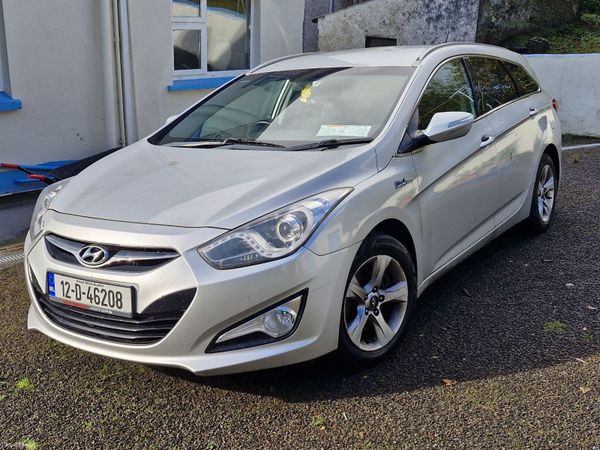 Hyundai i40 Estate, Diesel, 2012, Silver