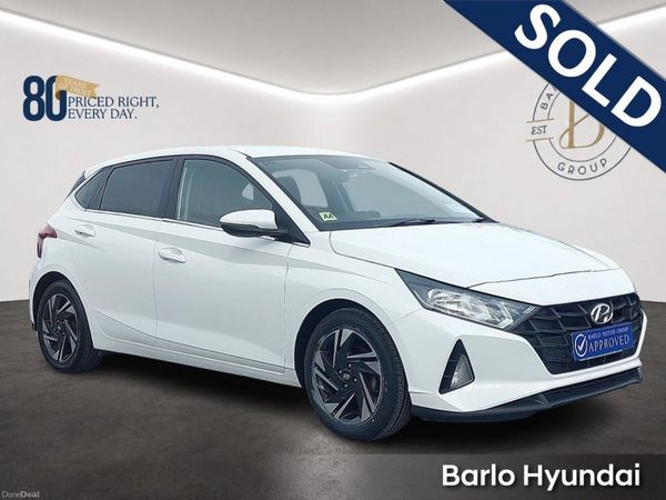 Hyundai i20 Hatchback, Petrol, 2022, White