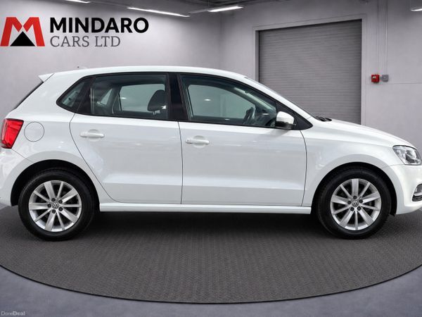 Volkswagen Polo Hatchback, Petrol, 2017, White