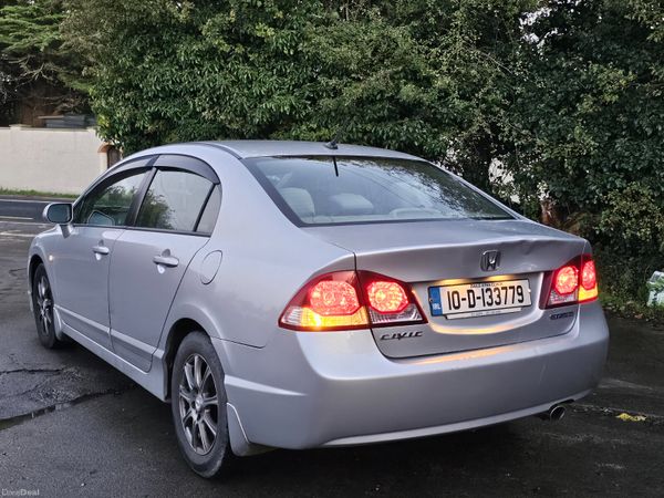 Honda Civic Saloon, Petrol Hybrid, 2010, Silver