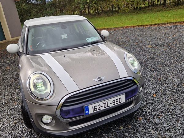 Mini Cooper Hatchback, Petrol, 2016, Silver