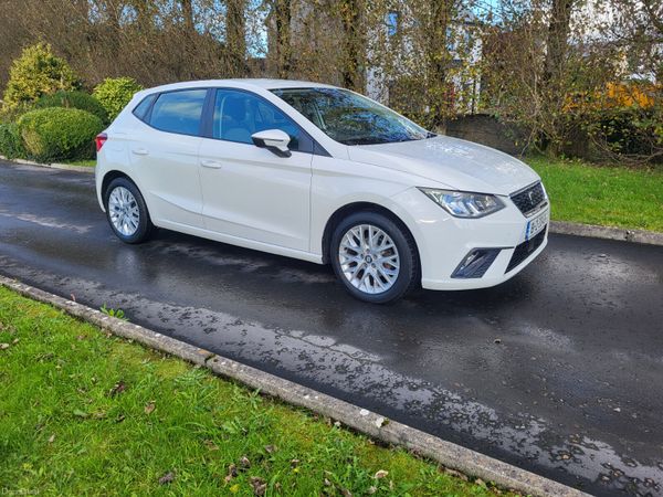 SEAT Ibiza Hatchback, Petrol, 2018, White