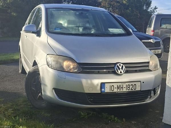 Volkswagen Golf Hatchback, Diesel, 2010, Silver
