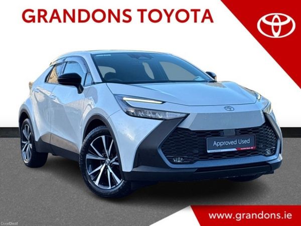 Toyota C-HR SUV, Petrol Hybrid, 2024, White