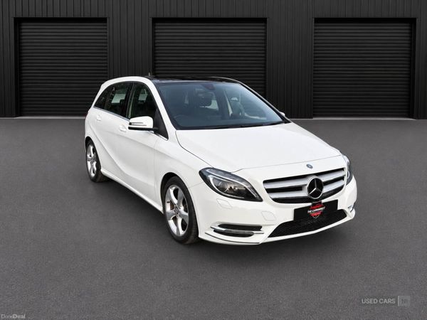 Mercedes-Benz B-Class , Petrol, 2014, White