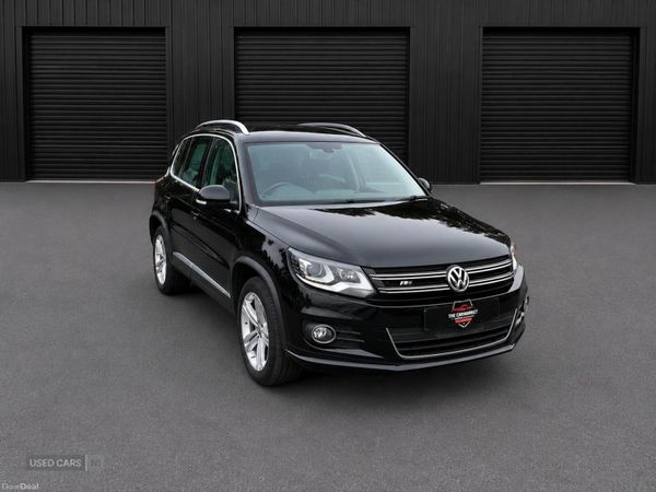 Volkswagen Tiguan , Petrol, 2014, Black