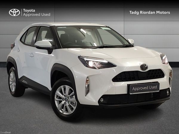 Toyota Yaris Cross Hatchback, Petrol Hybrid, 2026, White