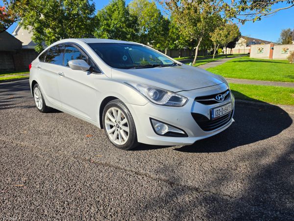 Hyundai i40 Saloon, Diesel, 2013, Silver