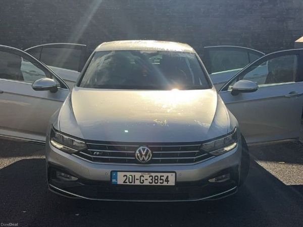 Volkswagen Passat Saloon, Diesel, 2020, Silver