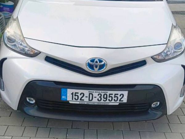 Toyota Prius MPV, Petrol Hybrid, 2015, White