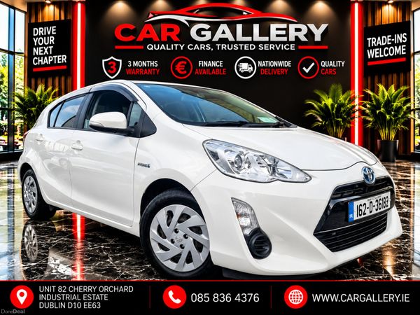 Toyota Aqua Hatchback, Petrol Hybrid, 2016, White
