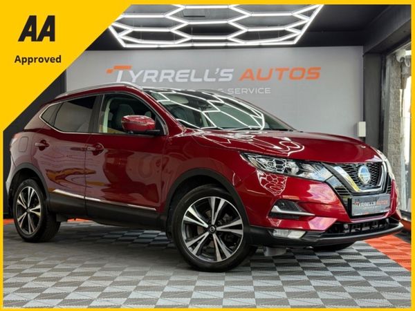 Nissan Qashqai MPV, Petrol, 2020, Red