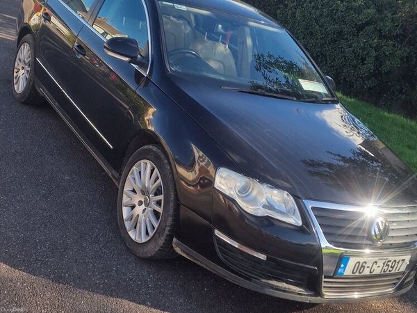 Volkswagen Passat Saloon, Petrol, 2006, Black