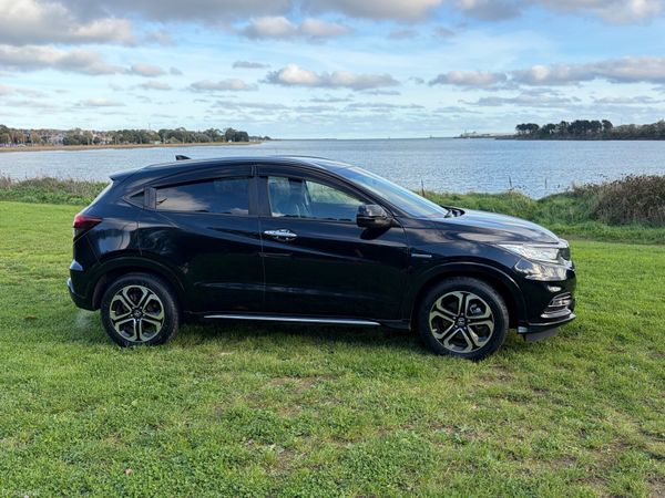 Honda Vezel SUV, Petrol Hybrid, 2018, Black