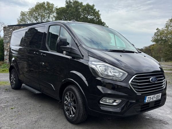 Ford Tourneo Custom MPV, Diesel, 2023, Black