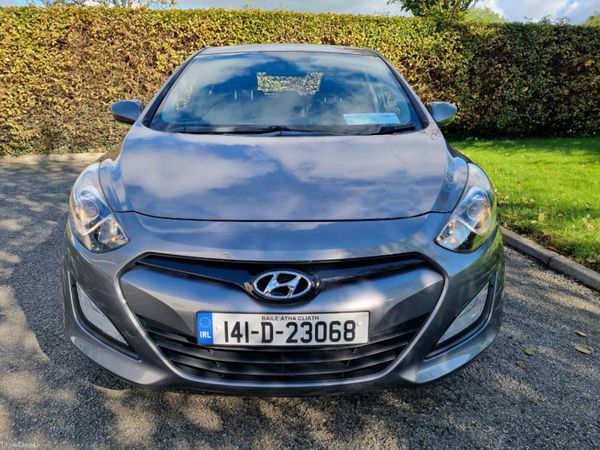Hyundai i30 Hatchback, Petrol, 2014, Grey