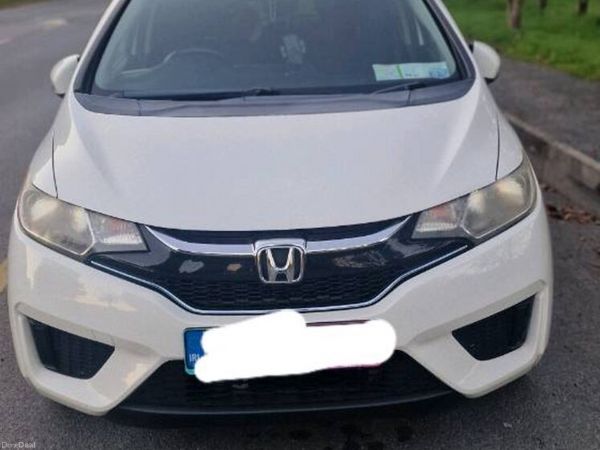 Honda Fit Hatchback, Petrol Hybrid, 2017, White