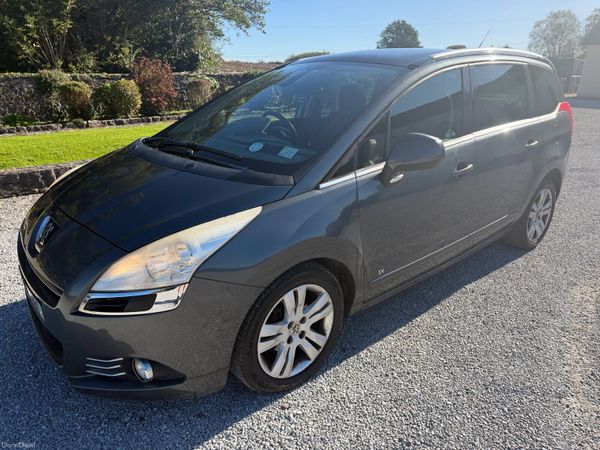 Peugeot 5008 MPV, Diesel, 2011, Grey