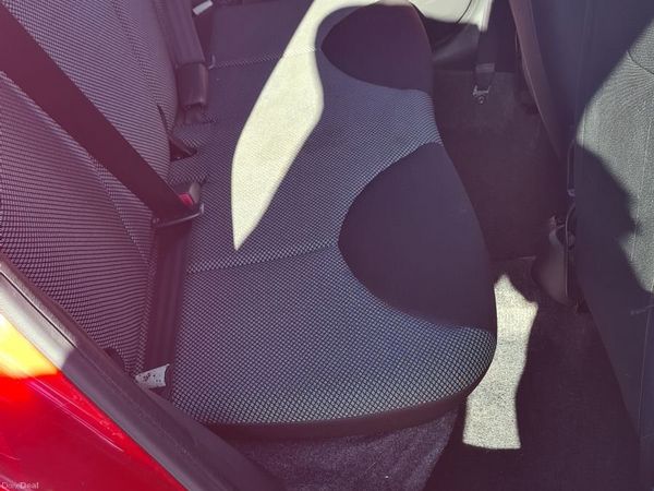 Toyota Aygo Hatchback, Petrol, 2013, Red