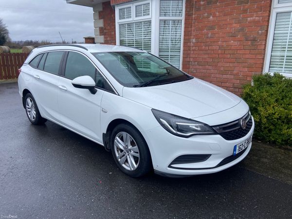 Vauxhall Astra Estate, Diesel, 2016, White