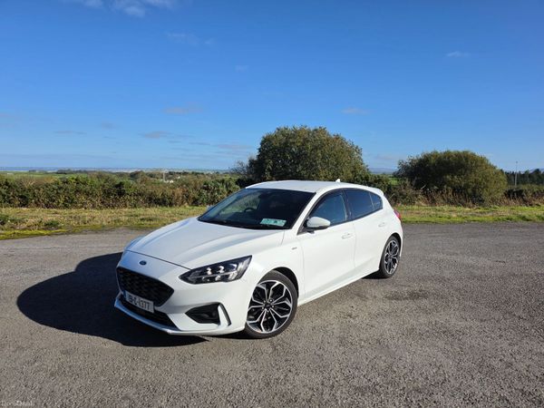 Ford Focus Hatchback, Diesel, 2019, White