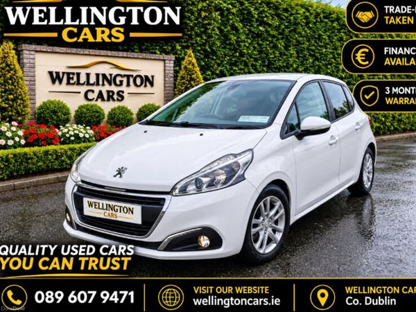 Peugeot 208 Hatchback, Petrol, 2019, White
