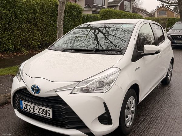 Toyota Vitz Hatchback, Petrol Hybrid, 2020, White