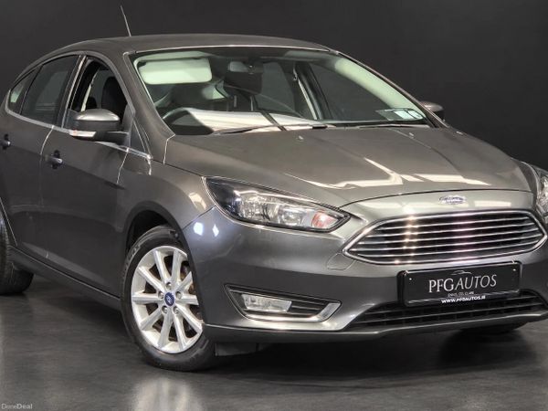 Ford Focus Hatchback, Diesel, 2019, Grey