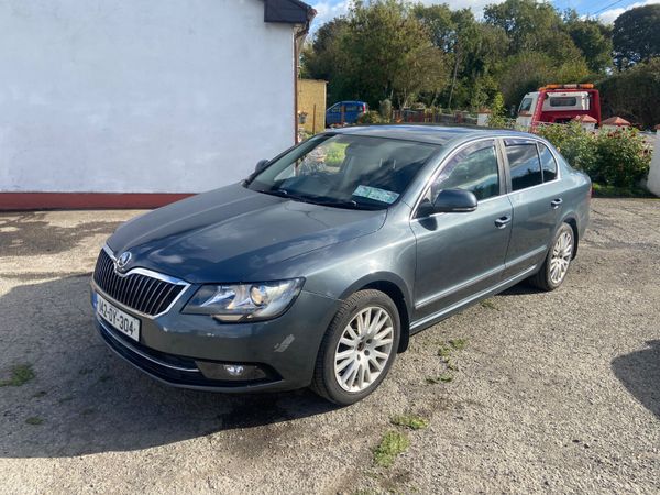 Skoda Superb Saloon, Diesel, 2014, Grey