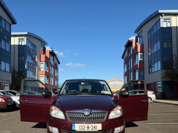 Skoda Fabia Hatchback, Petrol, 2013, Red