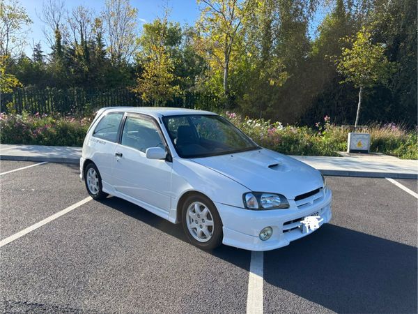 Toyota Other Hatchback, Petrol, 1999, White