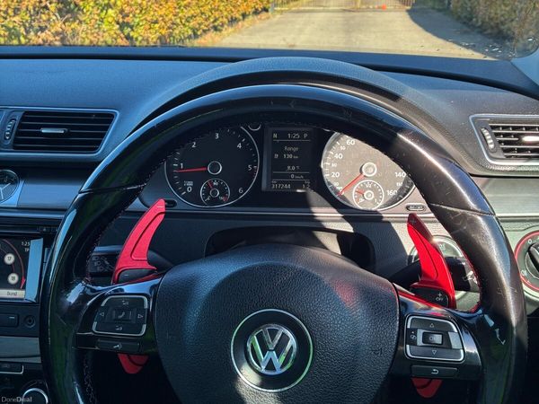 Volkswagen Passat Saloon, Diesel, 2011, Black
