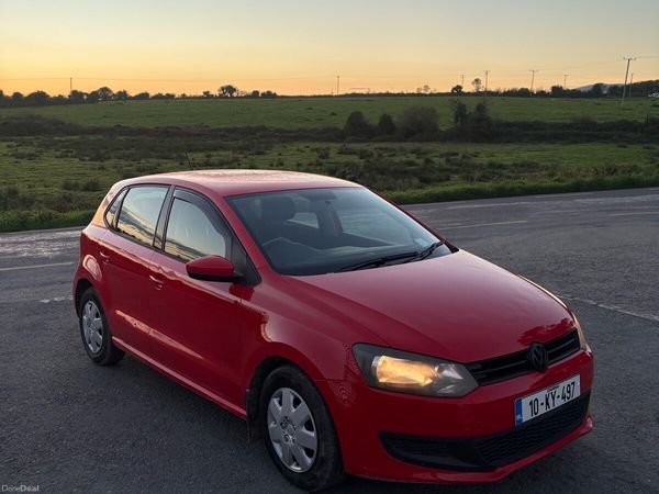 Volkswagen Polo Hatchback, Diesel, 2010, Red