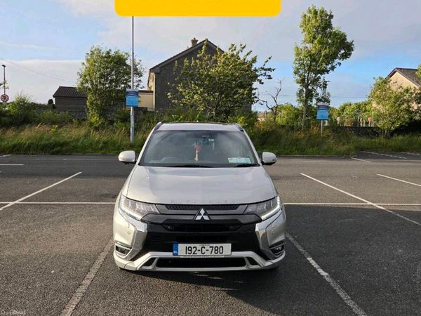 Mitsubishi Outlander SUV, Petrol Plug-in Hybrid, 2019, Grey
