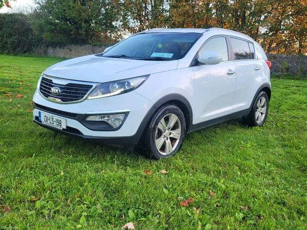 Kia Sportage SUV, Diesel, 2013, White