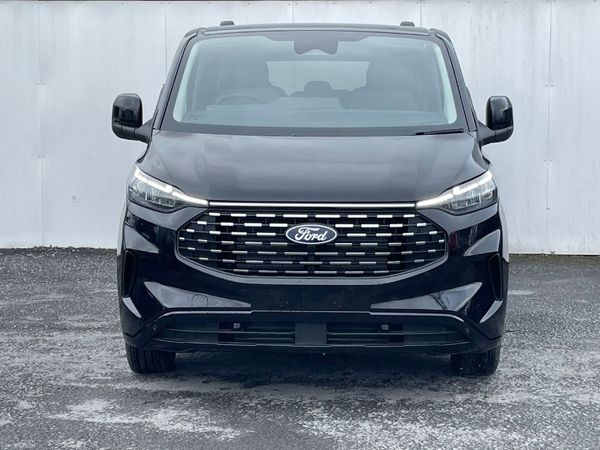 Ford Tourneo Custom MPV, Diesel, 2024, Black