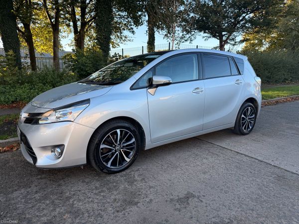 Toyota Verso MPV, Diesel, 2017, Grey