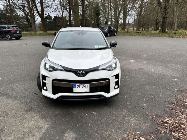 Toyota C-HR Hatchback, Petrol Hybrid, 2020, White