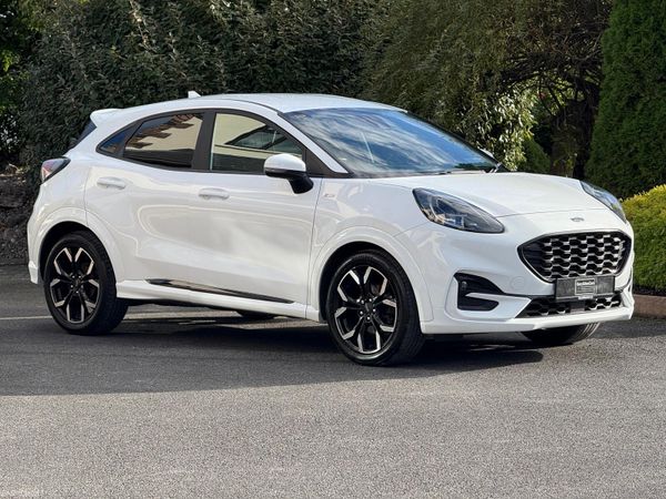 Ford Puma MPV, Petrol Hybrid, 2023, White