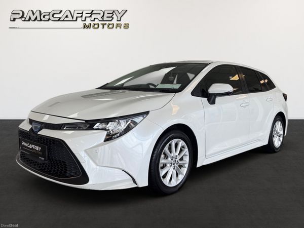 Toyota Corolla Estate, Petrol Hybrid, 2022, White