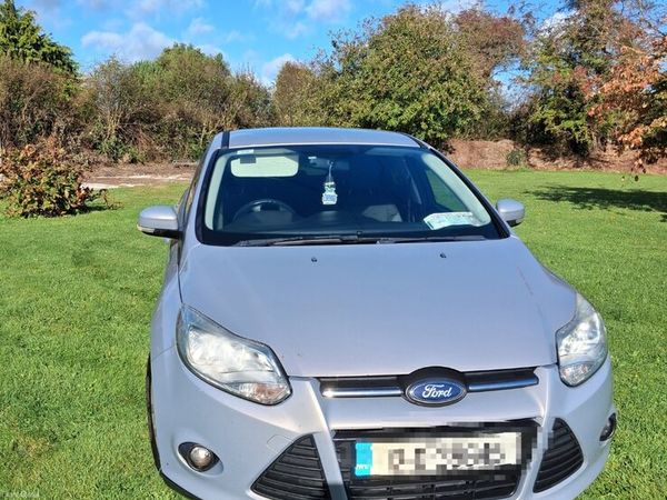 Ford Focus Hatchback, Diesel, 2012, Grey