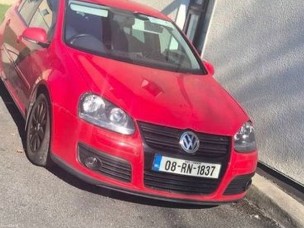 Volkswagen Golf Hatchback, Petrol, 2008, Red