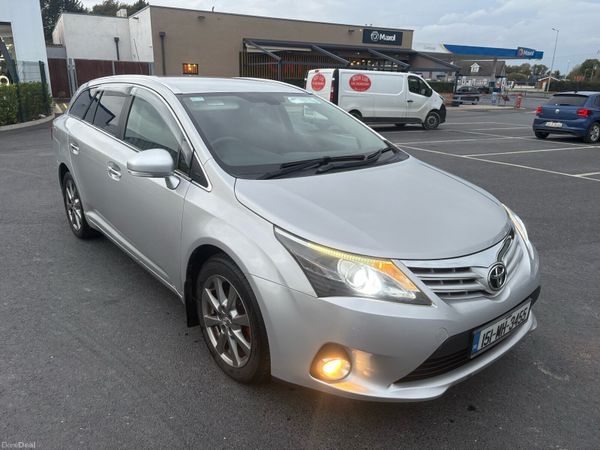 Toyota Avensis Estate, Diesel, 2015, Silver