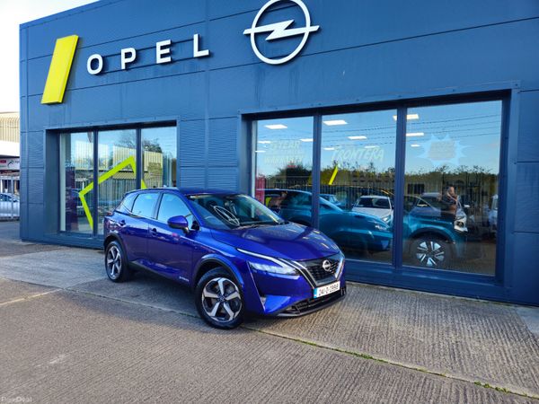 Nissan Qashqai MPV, Petrol, 2024, Blue