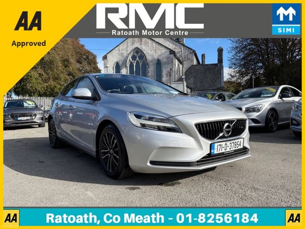 Volvo V40 Hatchback, Diesel, 2017, Grey