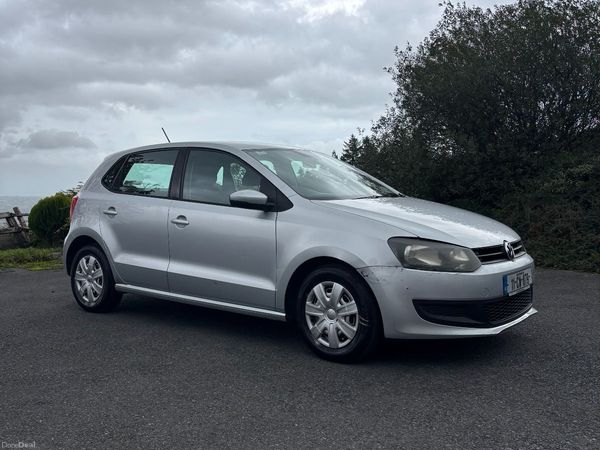 Volkswagen Polo Hatchback, Diesel, 2011, Silver