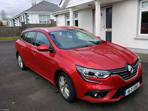 Renault Megane Estate, Diesel, 2018, Red