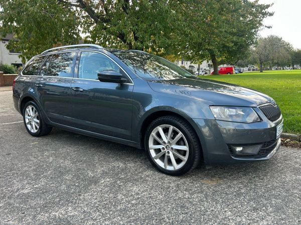 Skoda Octavia Estate, Diesel, 2015, Grey
