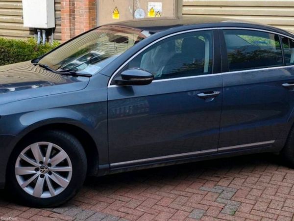Volkswagen Passat Saloon, Diesel, 2015, Grey