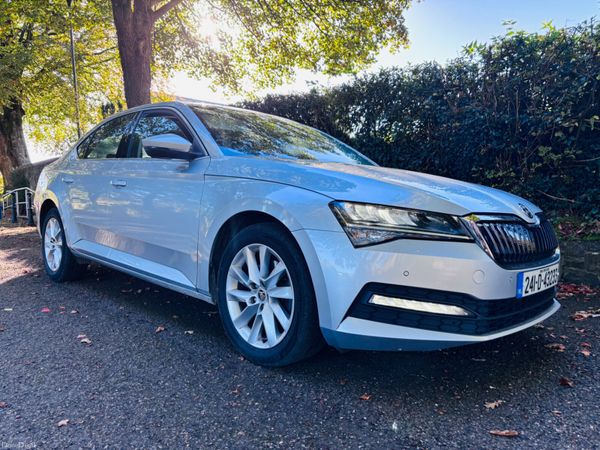 Skoda Superb Hatchback, Diesel, 2024, Silver